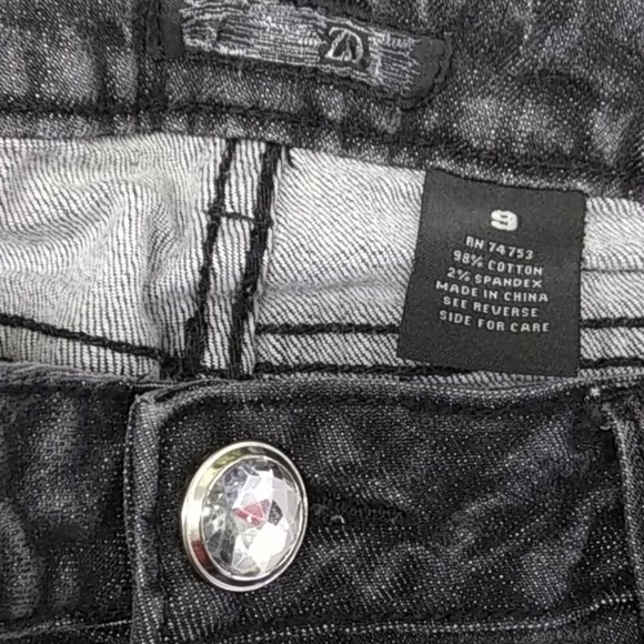 ZD Premium Jeans. Size 9. *o - Picture 6 of 9